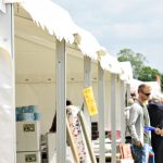 viaggiare-zaino-in-spalla-fiera-mercato-2