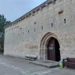 viaggiare-zaino-in-spalla-albergue-san-nicola-facciata